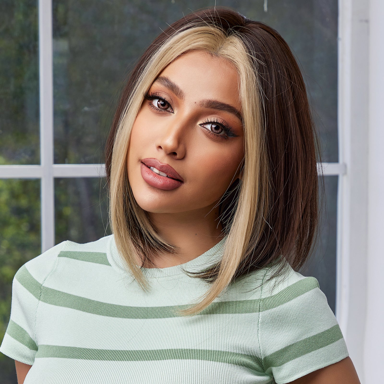 DWY Lace front 10 Inch Bob brown with golden highlight short straight wig DWY-BL66085-1