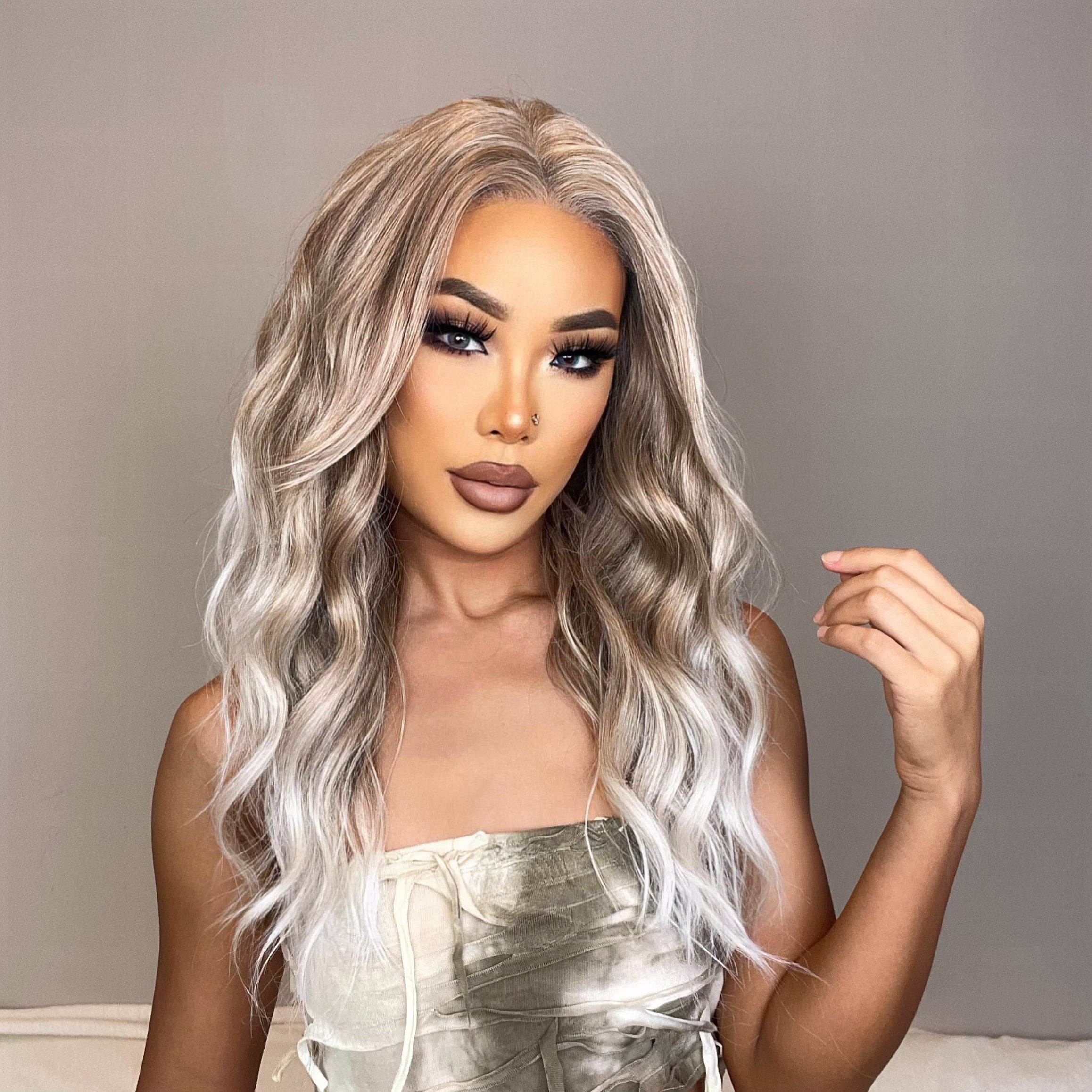 DWY Gigi-DWY 13x4 Lace Front Glueless Synthetic Wig 20 Inches Water Wavy Blonde Gradient