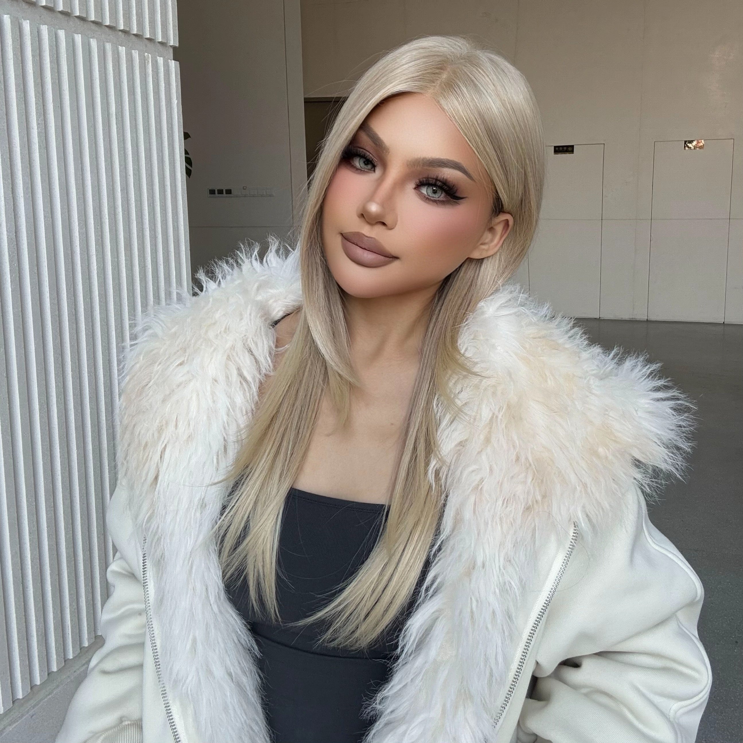 Madison-DWY Mono Lace Front Free Part Long Straight Blonde Synthetic Wig