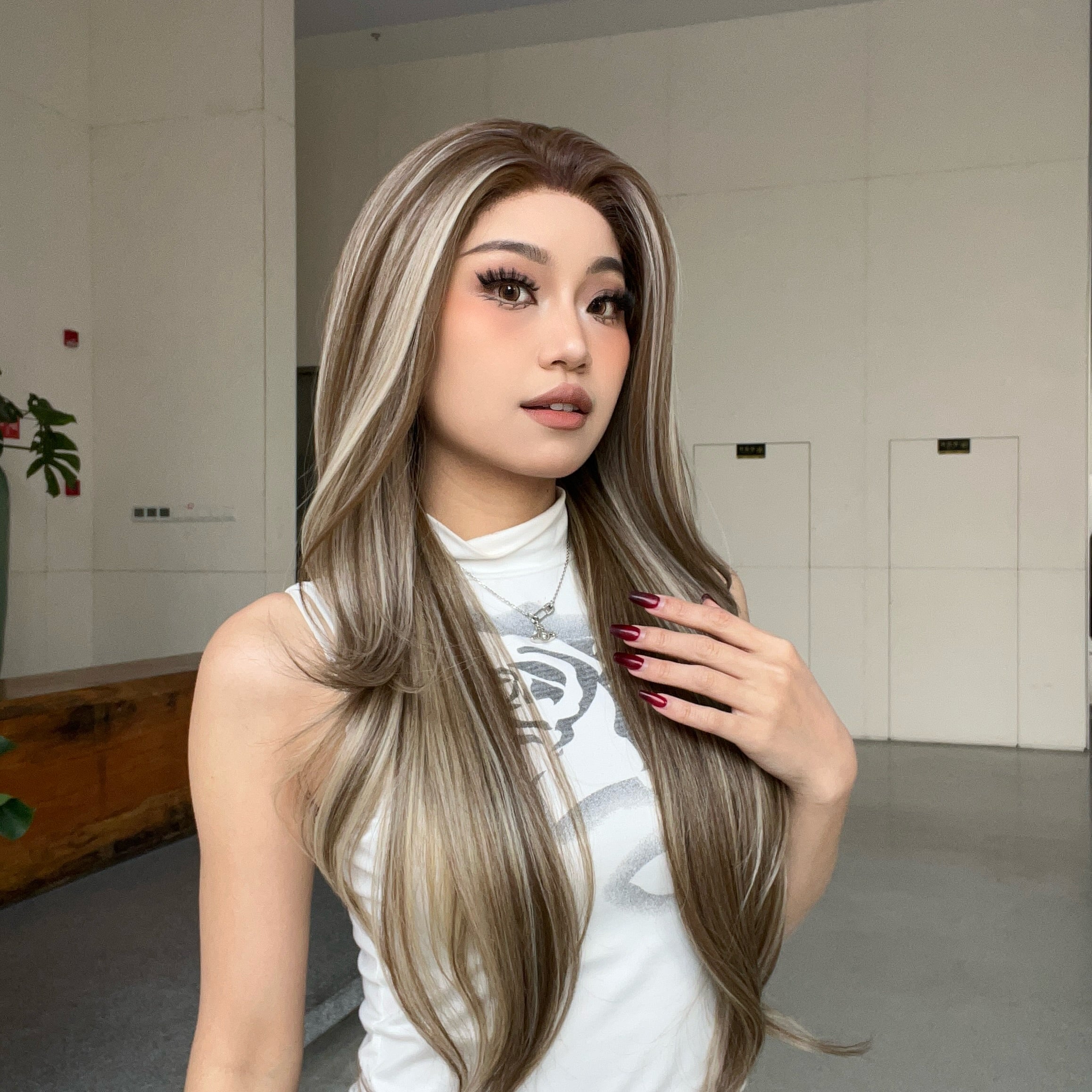 (Us Only)Joanna-DWY 13*6 Freepart Libera  Lace Brown Highlighted Layered Synthetic Wig