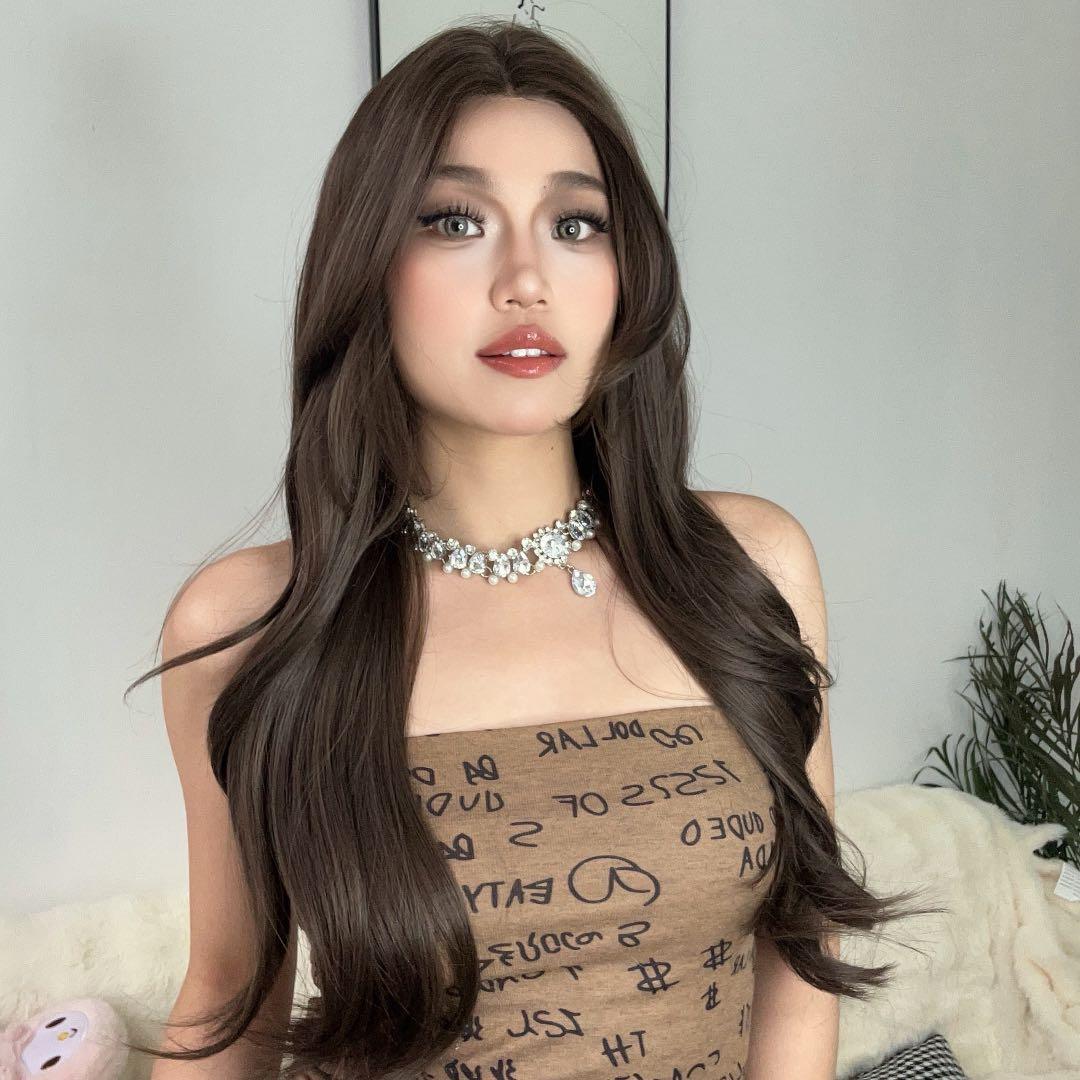 Luanne-DWY Lace Front Middle Part Long-Length Natural Wavy Brown Glueless Synthetic Wig